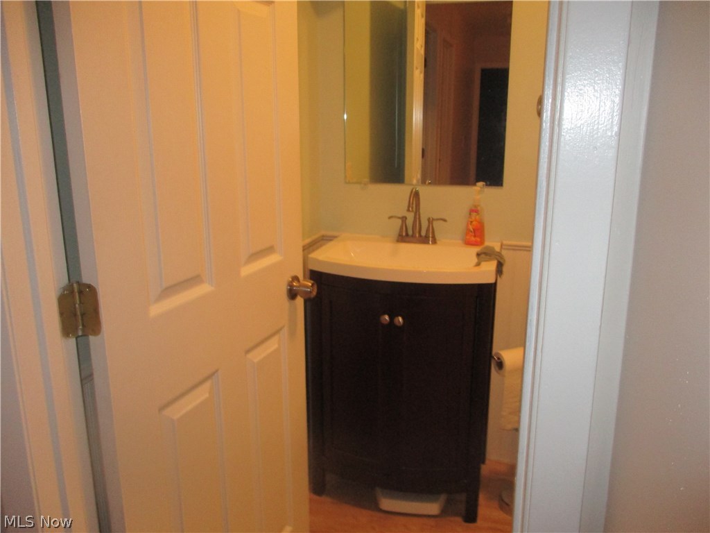 Kings Court Condo - Residential