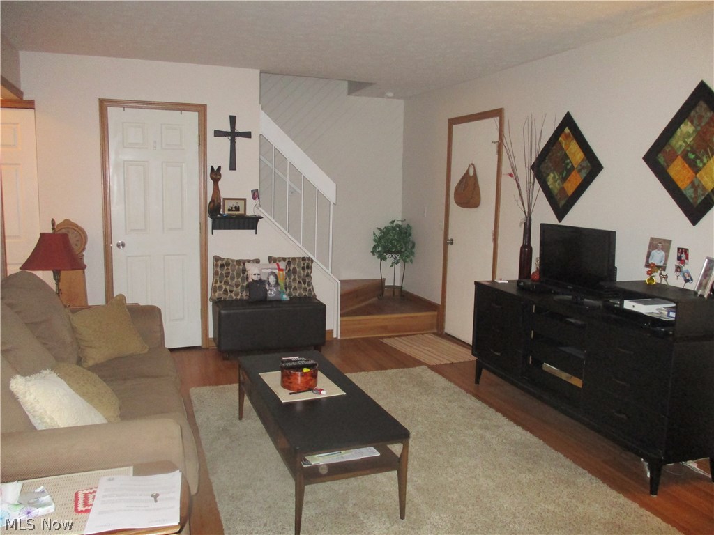 Kings Court Condo - Residential
