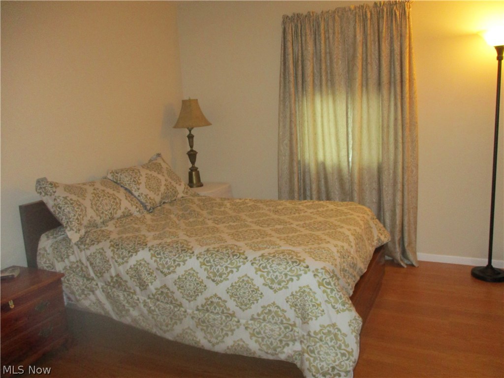 Kings Court Condo - Residential