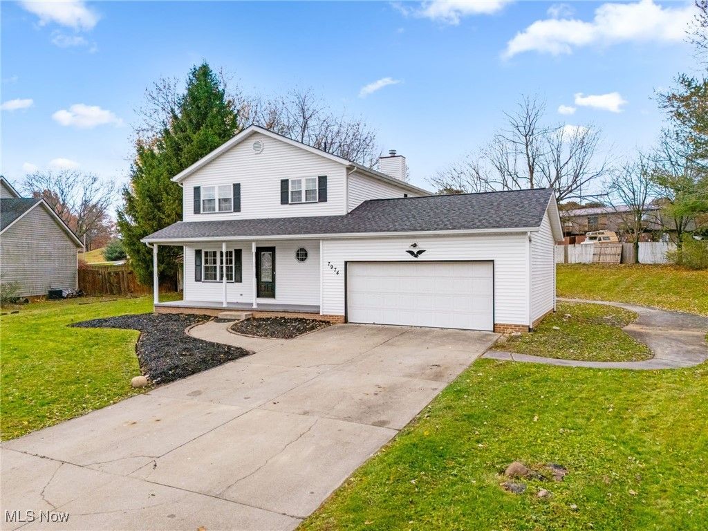 Photo of 7974 Chablis Drive NW, Massillon, OH 44646 (MLS # 5176808)