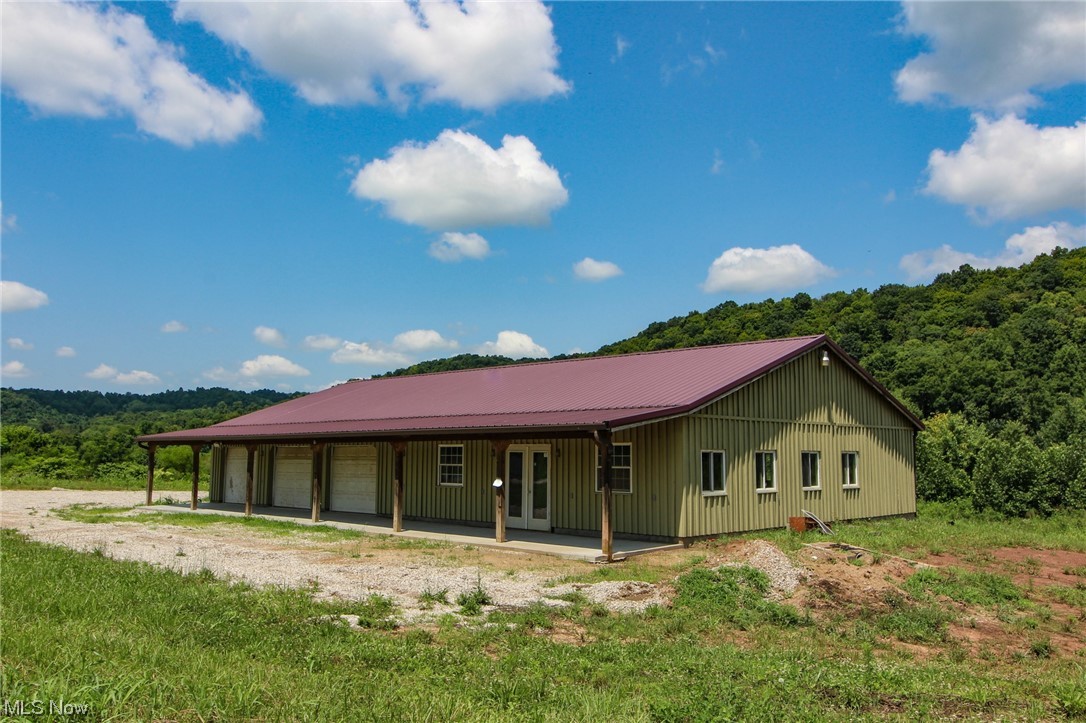 Attention investors!! Great opportunity to own acreage right on State Route 7. So many uses from residential to commercial. Mostly level ground with plenty of space to park equipment or building large barns for storage. Great location just northeast of Marietta and within view of the Ohio River! Parcel will need new survey prior to transfer. Seller is reserving all gas and oil rights.