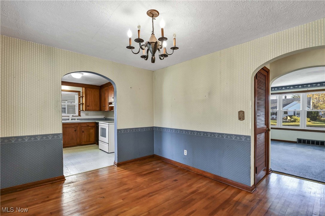 2311 N Jefferson Boulevard