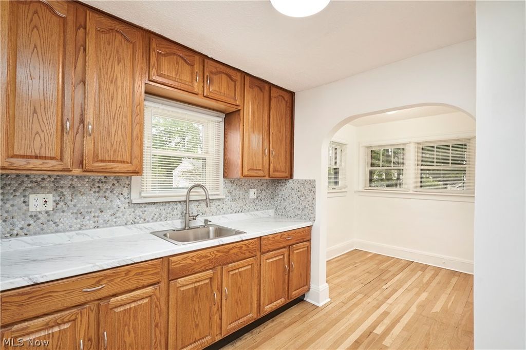 Photo of 1141 Linden Avenue, Akron, OH 44310 (MLS # 5208362)