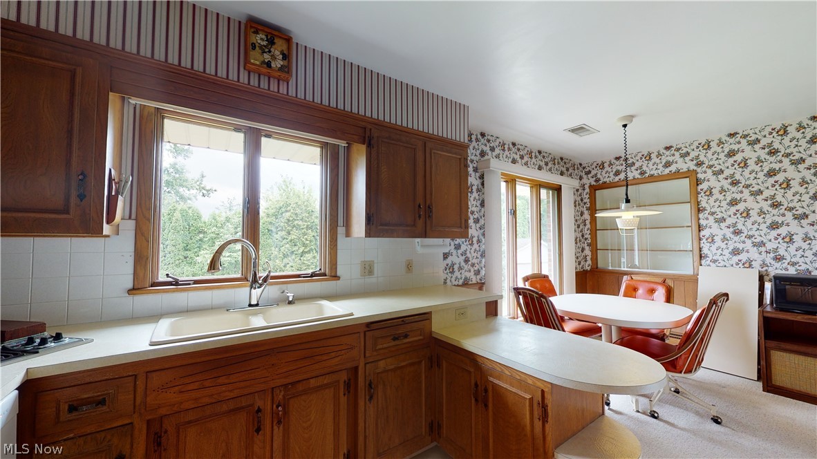 Green Lawn Knolls - Residential