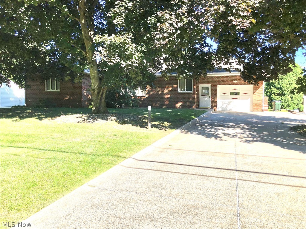 Green Lawn Knolls - Residential