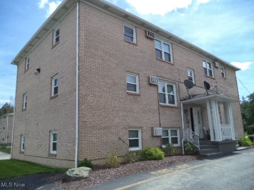 This 2 Bed/1 Bath 2nd floor apartment is located in Boardman.   Appliances provided are a stove, refrigerator and dishwasher which the tenant is to maintain. There is a wall A/C unit and there is coin laundry in the building.  Monthly rent is $825.00 plus the tenant pays the electric.  Heat, water and trash services are included with the rent. Full security deposit of $825.00 plus first months rent is due before an approved tenant can move in.  No smoking, no pets and no Section 8.