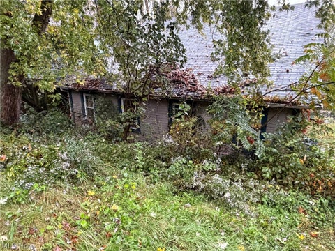 Tiny photo for 126 Rose Hill Pike, Bellaire, OH 43906 (MLS # 5254473)