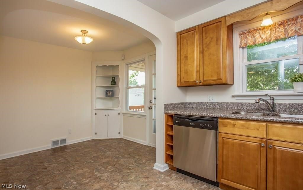 Ridgewood 03 - Residential