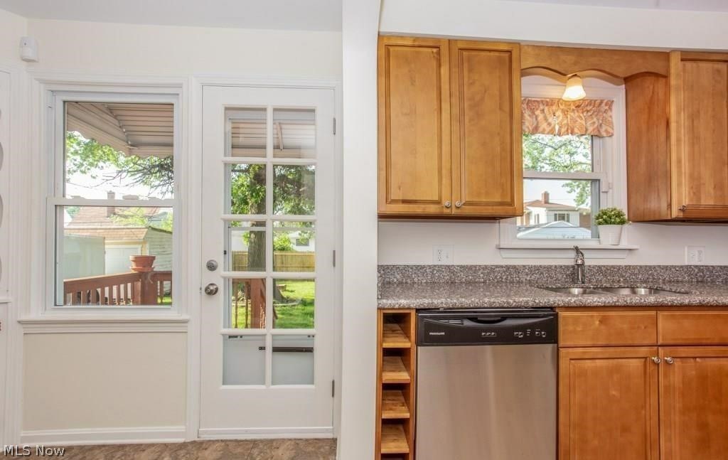 Ridgewood 03 - Residential