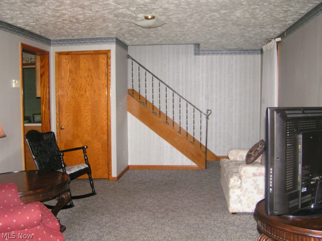 Anna Dean Heights - Residential