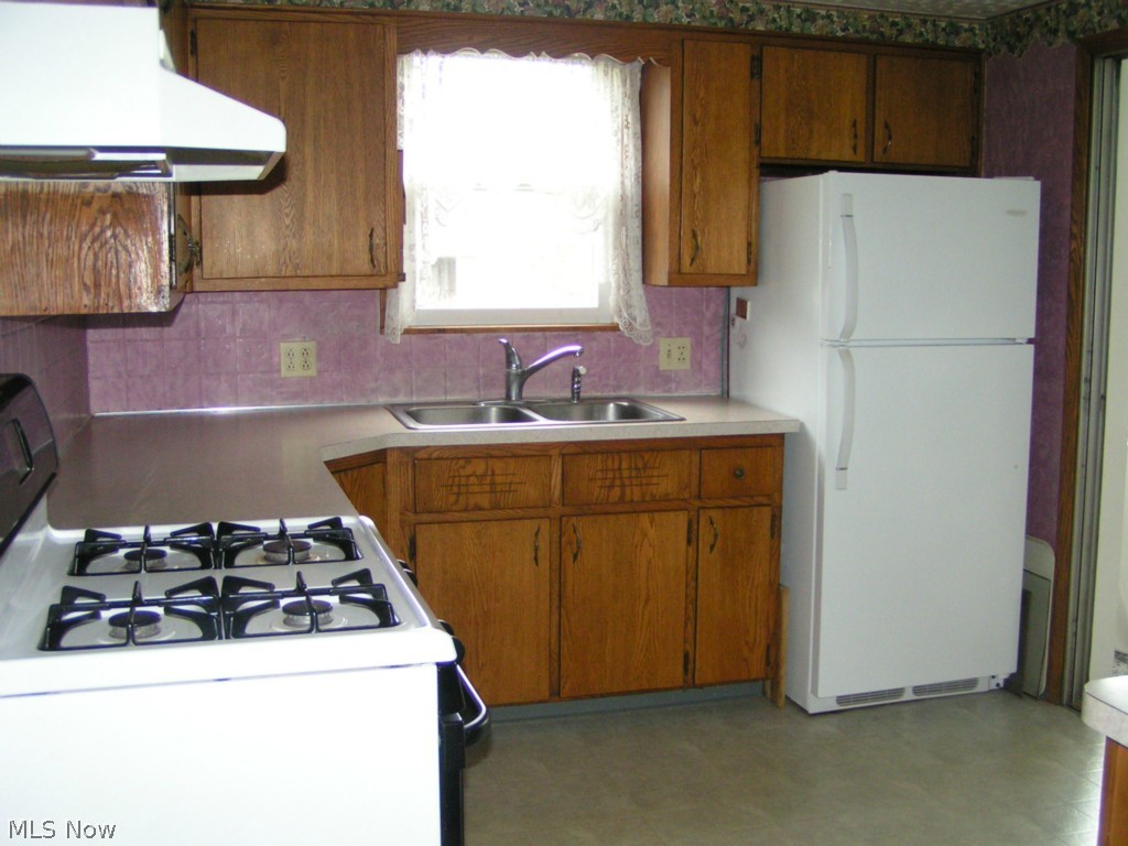 Anna Dean Heights - Residential