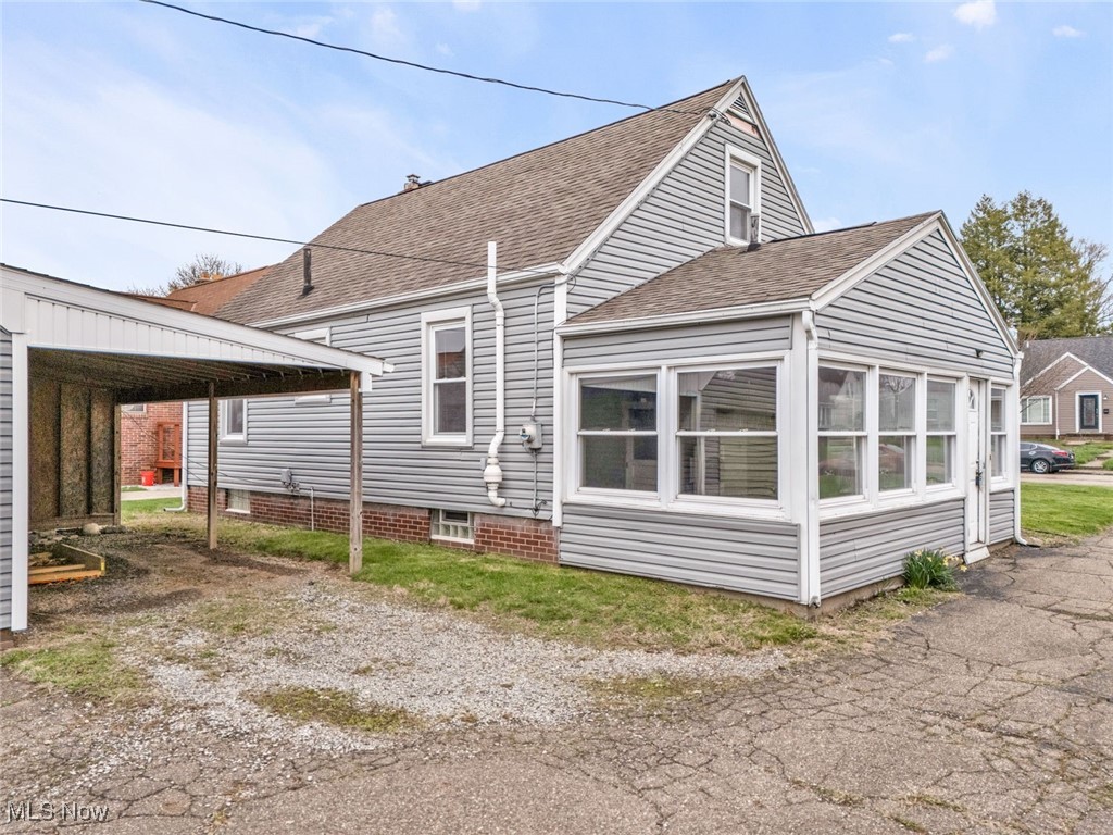 1221 Delverne Avenue, Canton, Ohio image 21