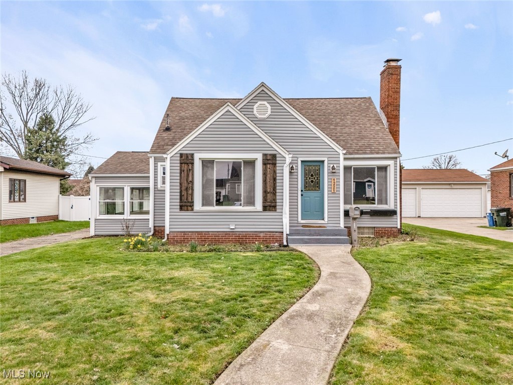 1221 Delverne Avenue, Canton, Ohio image 1
