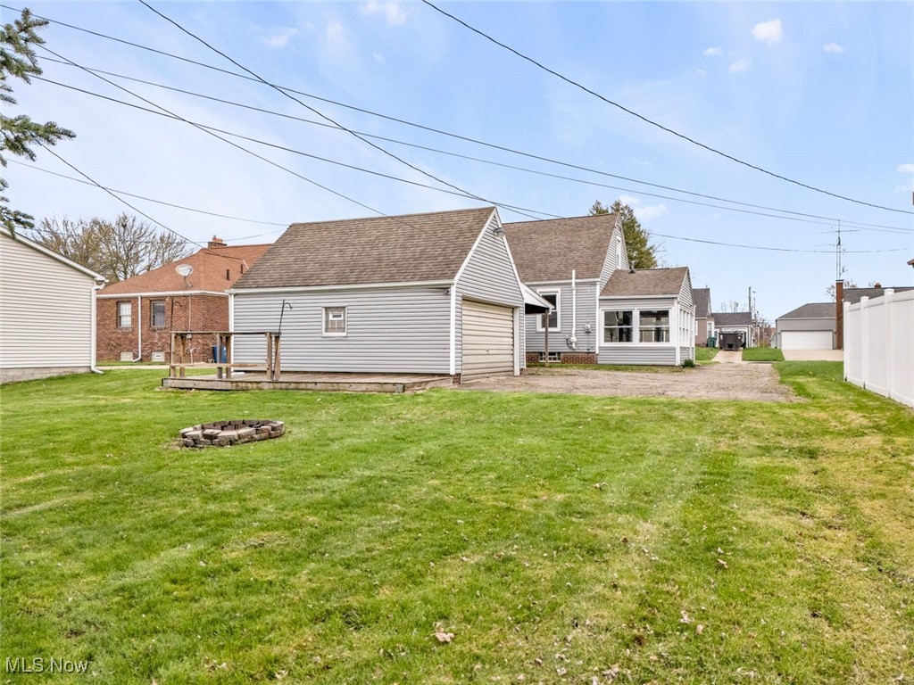 1221 Delverne Avenue, Canton, Ohio image 22