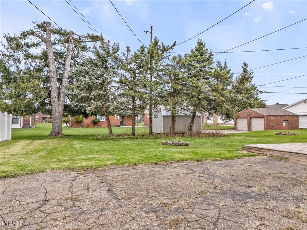 1221 Delverne Avenue, Canton, Ohio image 24