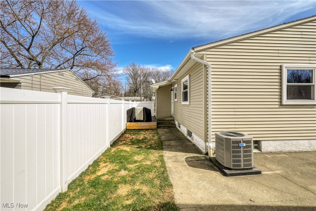 4242 Osage Street, Stow, Ohio image 33