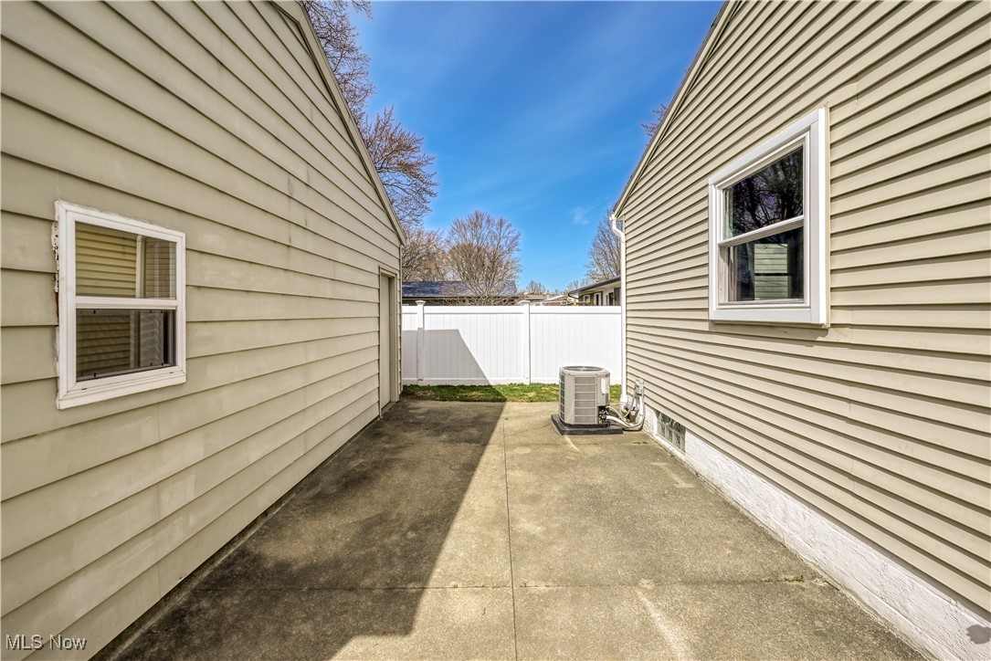 4242 Osage Street, Stow, Ohio image 34