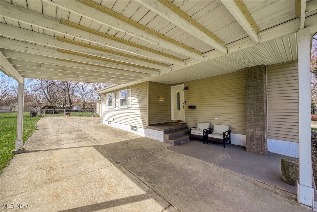 4242 Osage Street, Stow, Ohio image 30