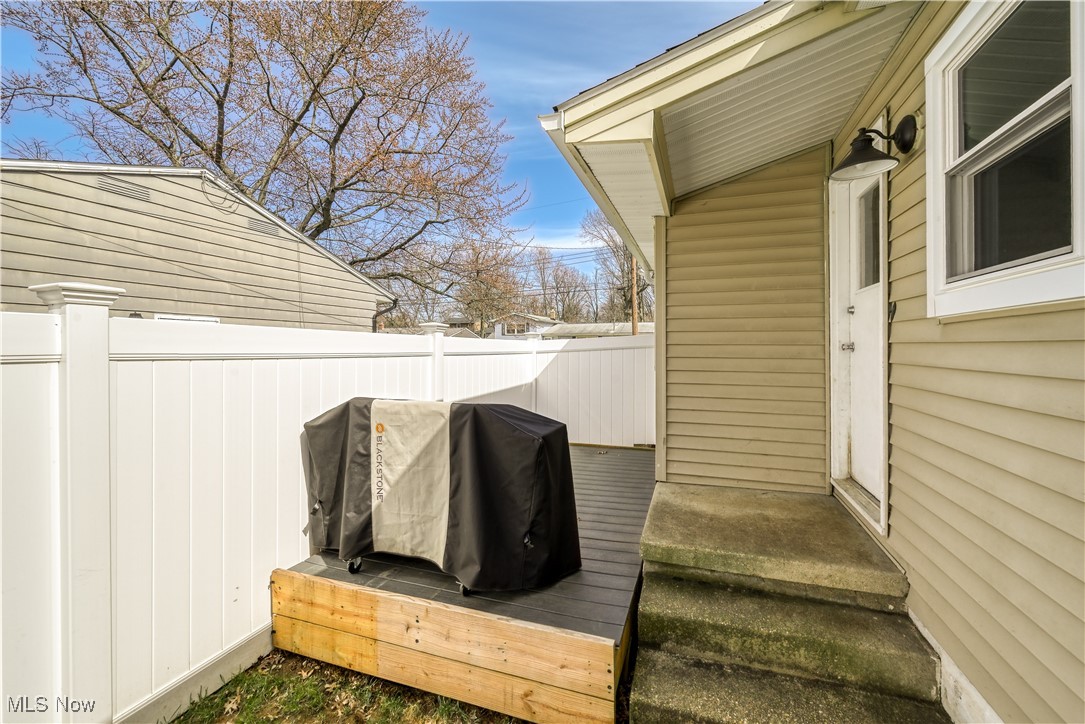 4242 Osage Street, Stow, Ohio image 32