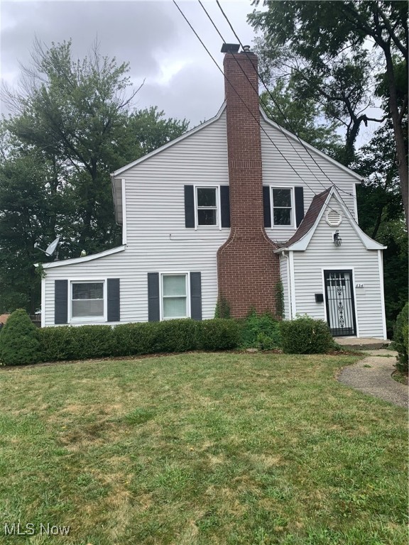 Huge price reduction for fast sale! Hurry in to view this Classic Colonial, nestled in the highly desired Goodyear Heights neighborhood.
This 3 bedroom, one bath, 1424 sq. ft beauty, is in Move In ready condition.
Brand new carpet throughout the upper floors and main living area, has been recently installed and ready for you to enjoy. We offer a huge living room, with wood burning fireplace, as well as an extra large dining room, that flows nicely to the galley Kitchen.
There is a potential 4th bedroom/home office space on the main floor for your convenience.
Move in with piece of mind, knowing you will have new furnace and a newer A/C unit. The roof is in good condition and is at half life. The exterior vinyl siding makes this house shine and the extra long driveway takes you to a fenced in back yard, just waiting for the kids or pets to spend lots of time playing and enjoying nature! The attached one car garage will make bringing in groceries or the family, safe and convenient.
Get hold of your favorite Realtor and set up your private showing today, before this gem is Sold