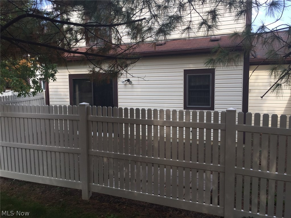 Eagles Chase Condo - Residential Lease