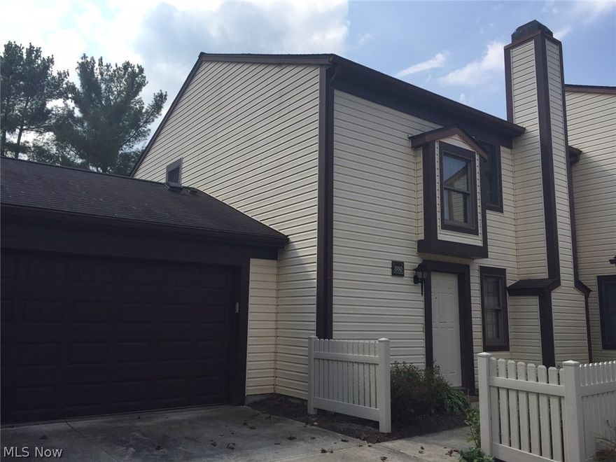 Enjoy this two bedroom and two bathroom maintenance free living in a lovely end unit condo in Eagles Chase. This is a hard to find rental in this tennis and swim community near Sand Run Parks and the Metro Park System. This unit will allow you entertain in the open living room, dining room, and kitchen that lead out to the fenced in yard and brick patio. The master bedroom is large and has a walk in closet and access to the upstairs full bath. The other bedroom has two large closets. This home also has a two car garage and first floor laundry and bathroom. You will also find a fireplace and large foyer and breakfast bar in the kitchen. All appliances stay including a washer and dryer. Play tennis or swim right down the street. Make new memories in this ready to move in condo in Eagles Chase.