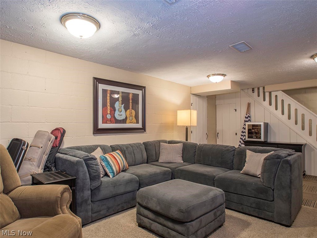 City/Canfield - Residential