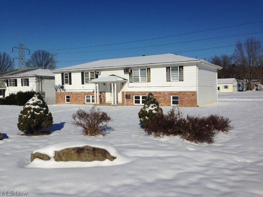 Absolute auction, all sells to the highest bidder on location:  FRIDAY – FEBRUARY 13, 2015 – 1:00 PM Good Income Producing Property
4-Plex Rental
Appliances and Two Bedroom Each – Corner Lot
Boardman Twp – Boardman Schools
4 Car Parking Garage – Convenient Location
TERMS ON REAL ESTATE: 10% down auction day, balance due at closing. Buyer's premium of 10% to be added to the final bid to establish the purchase price. Any desired inspections must be made prior to bidding. All information contained herein was derived from sources believed to be correct.