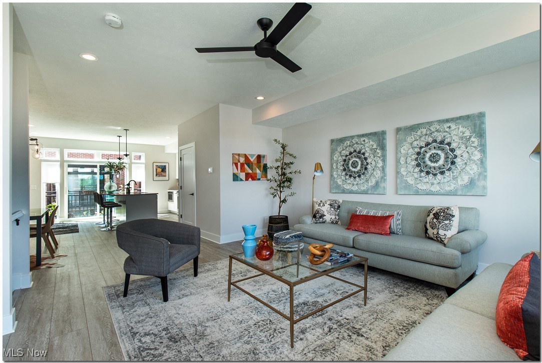 2269 W 19th Street 15