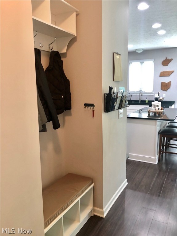 Briar Rdg Condo - Residential