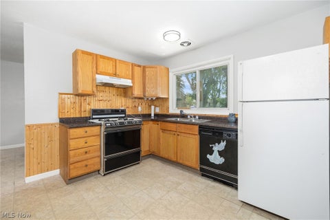 Tiny photo for 350 Highland Drive, Medina, OH 44256 (MLS # 5239085)