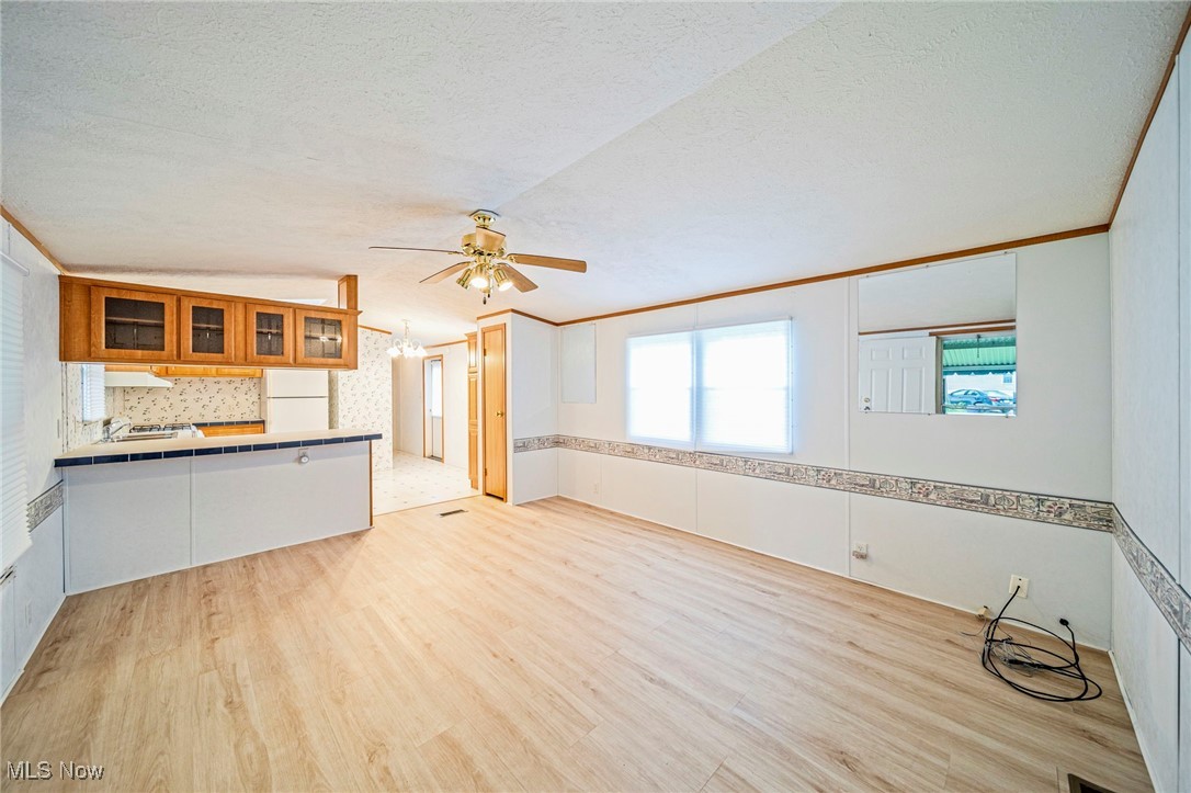 100 Maplegrove Lane, Mentor, Ohio image 8