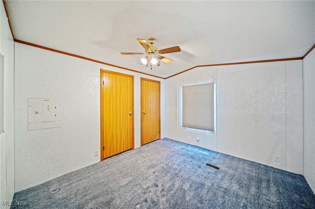 100 Maplegrove Lane, Mentor, Ohio image 17