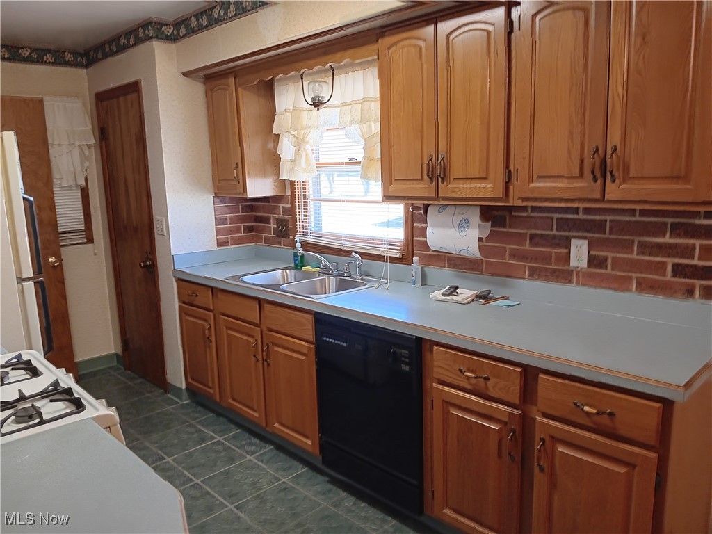 Hubbard Ests #2 - Residential