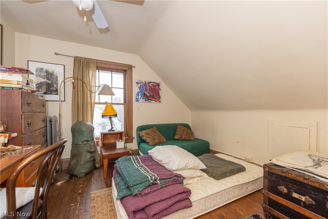 Shaker Lakes - Residential Income
