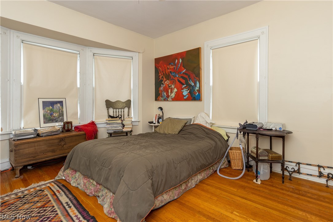 Shaker Lakes - Residential Income