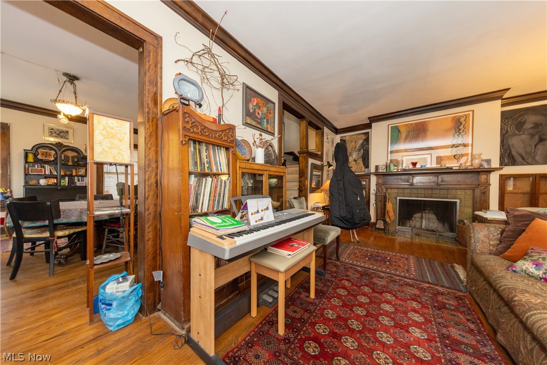 Shaker Lakes - Residential Income