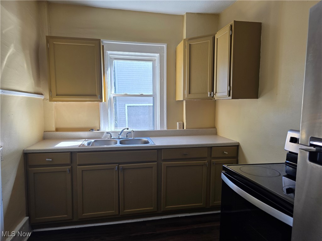 George P Hunters Add/West War - Residential Lease