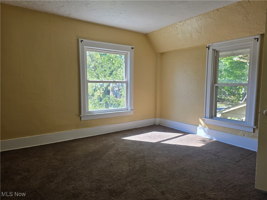 George P Hunters Add/West War - Residential Lease