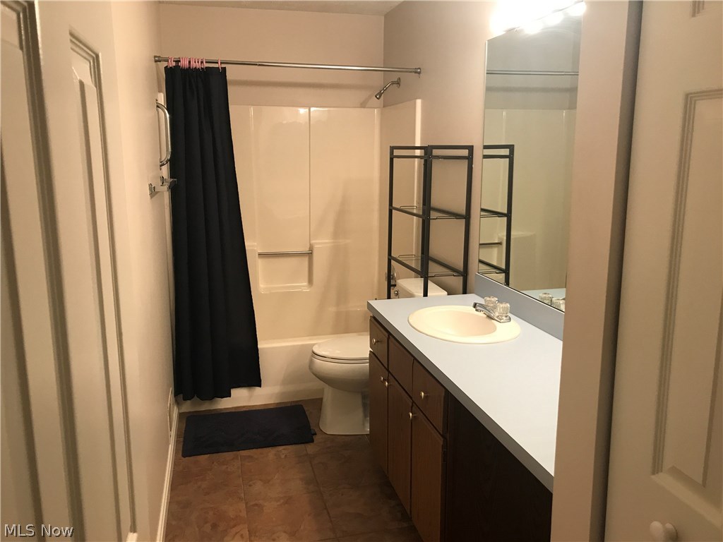 North Woods Condo - Residential