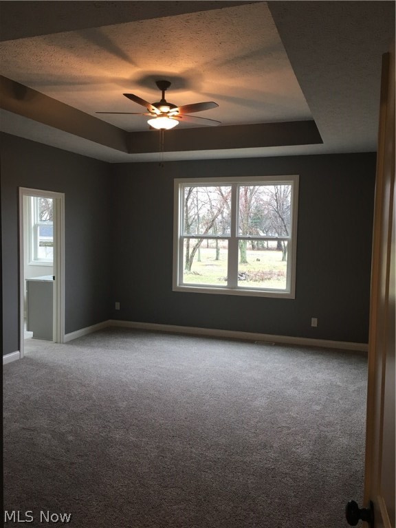 Love Farm - Residential