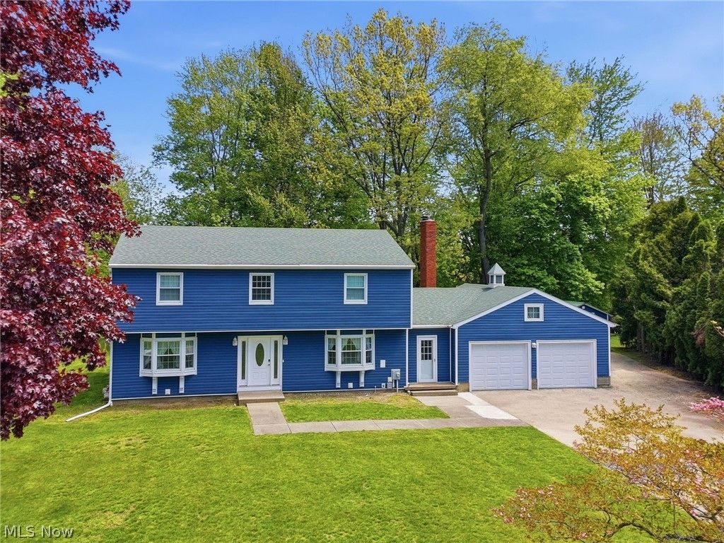Photo of 1950 Bridgeview Lane, Conneaut, OH 44030 (MLS # 5210829)