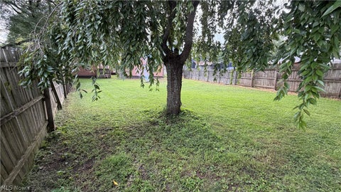 Tiny photo for 480 N Leavitt Road, Leavittsburg, OH 44430 (MLS # 5240841)