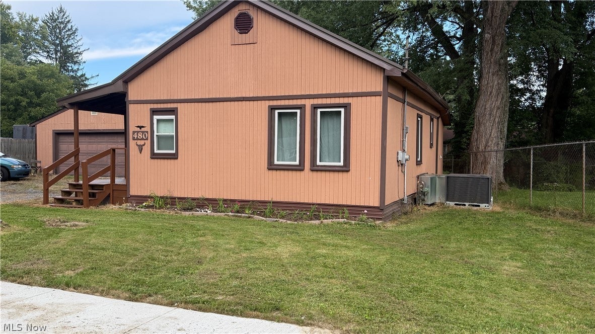 480 N Leavitt Road