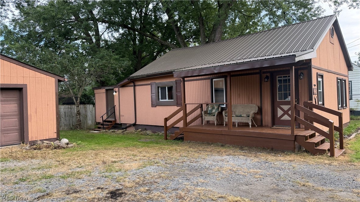 480 N Leavitt Road