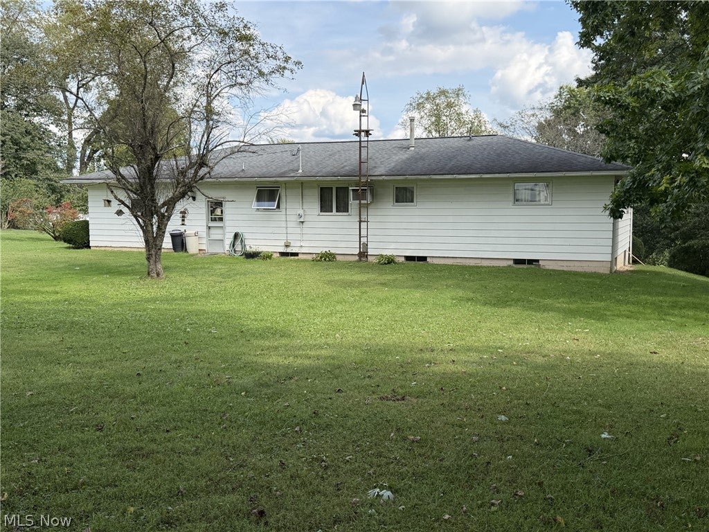 59001 Meadowbrook Heights Lane