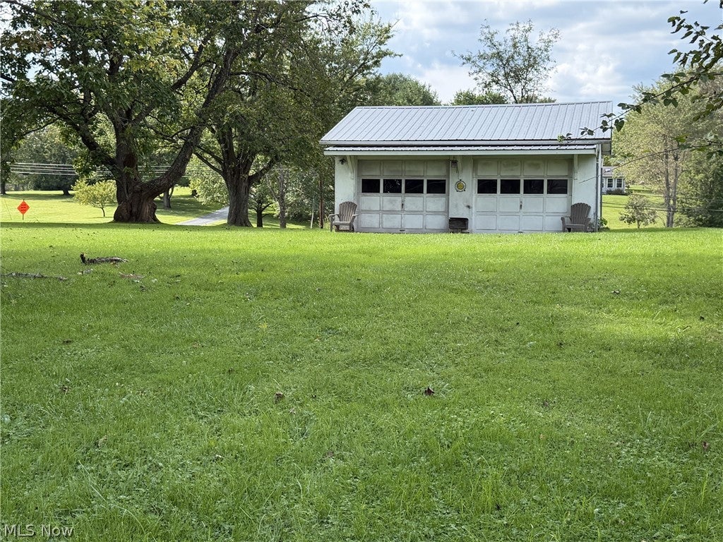 59001 Meadowbrook Heights Lane