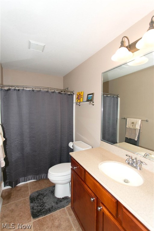 Olde Stone Xing Condo - Residential