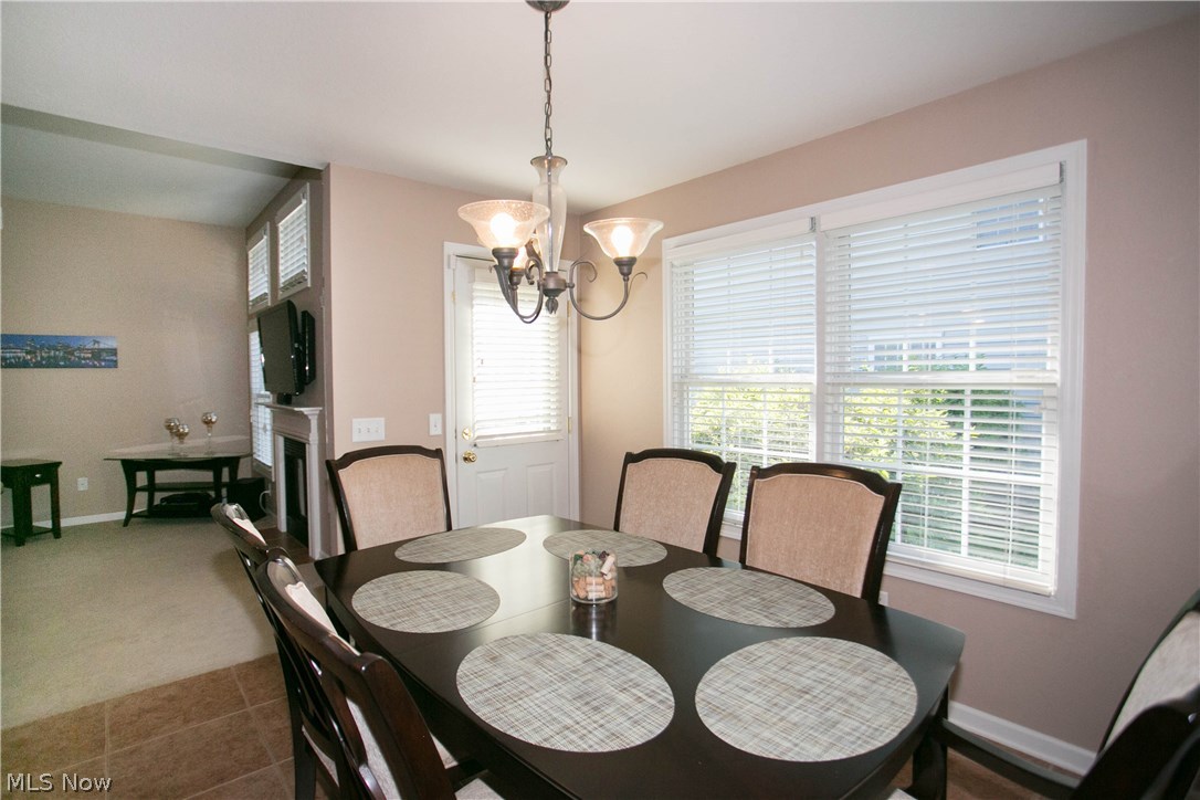 Olde Stone Xing Condo - Residential