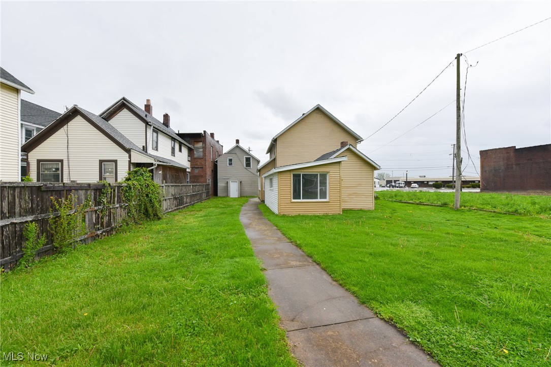 Van Hyn - Commercial Sale